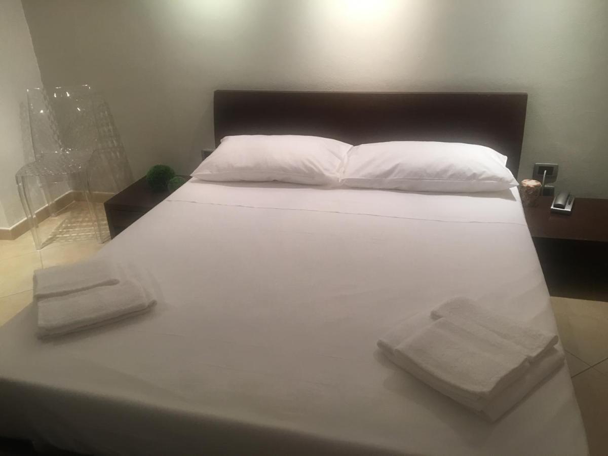 Tramura Hotel ตราปานี ภายนอก รูปภาพ
